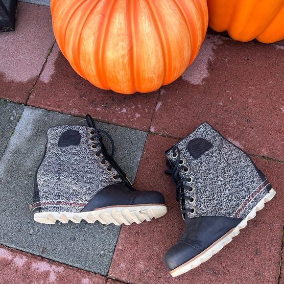 Cute Sorels - Picture 2 of 6